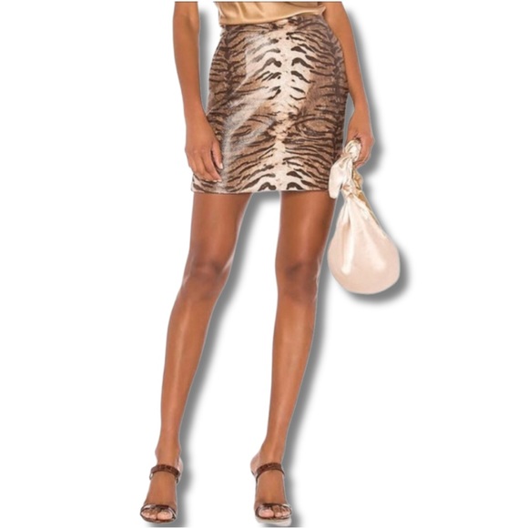 Revolve BARDOT Alexis Mini Skirt Sz. 8 NWT - Picture 3 of 10